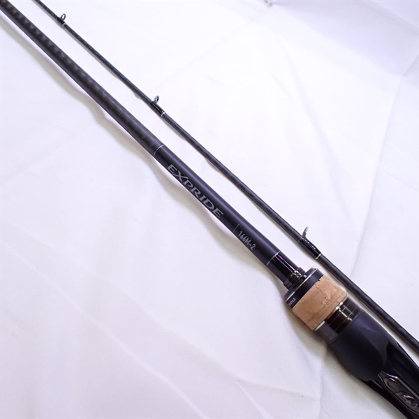 ２２エクスプライド１６６Ｍ－２